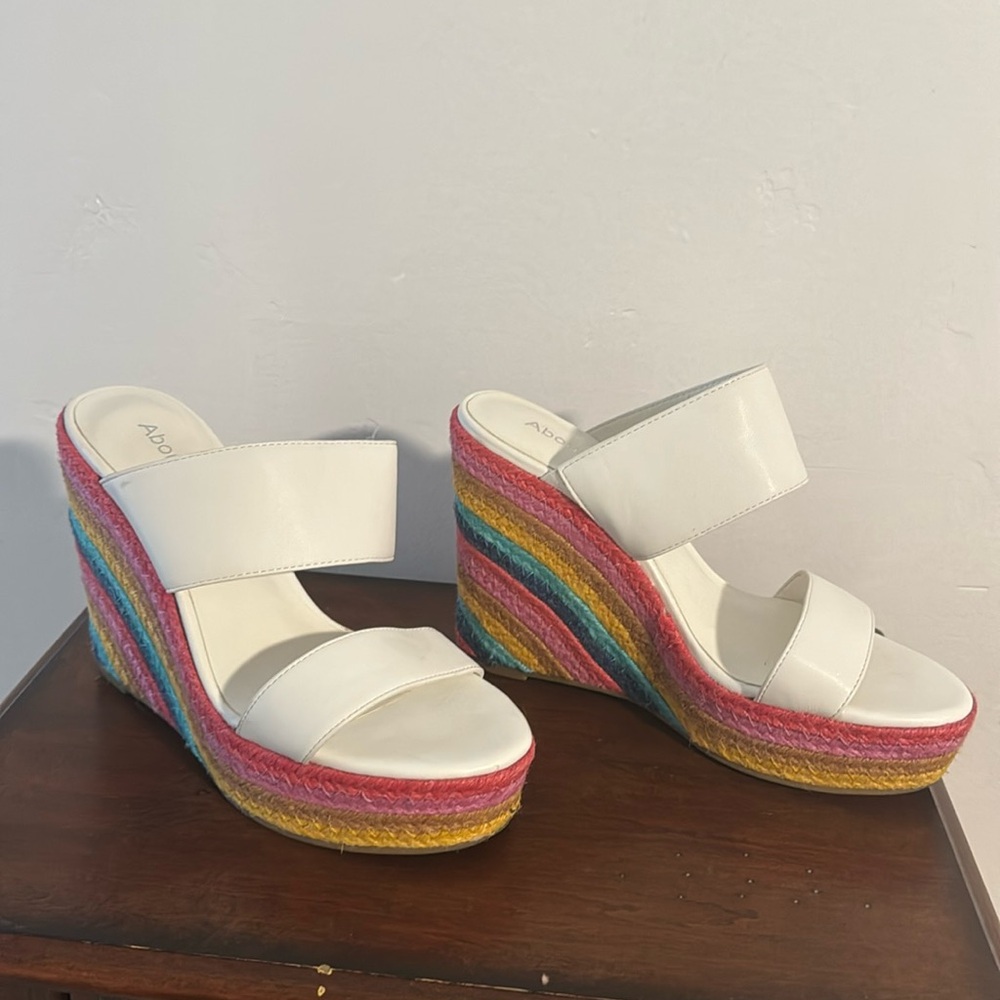 Rainbow wedges size 6 1/2